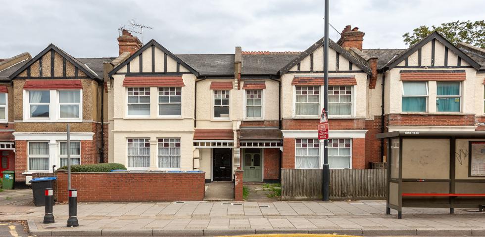 			LET, 1 Bedroom, 1 bath, 1 reception Flat			 Church Road, WILLESDEN